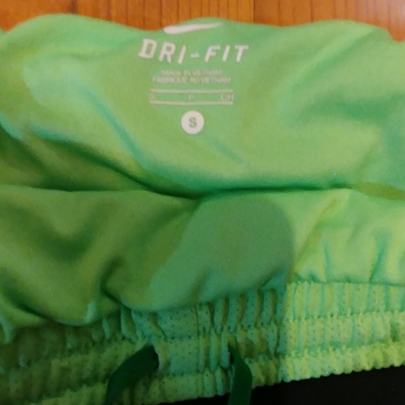 Dri-fit Nike shorts - Picture 4 of 5